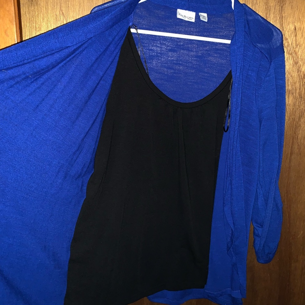 Kim Rodgers Woman 3/4 sleeve blue shirt with a sewn in undershirt